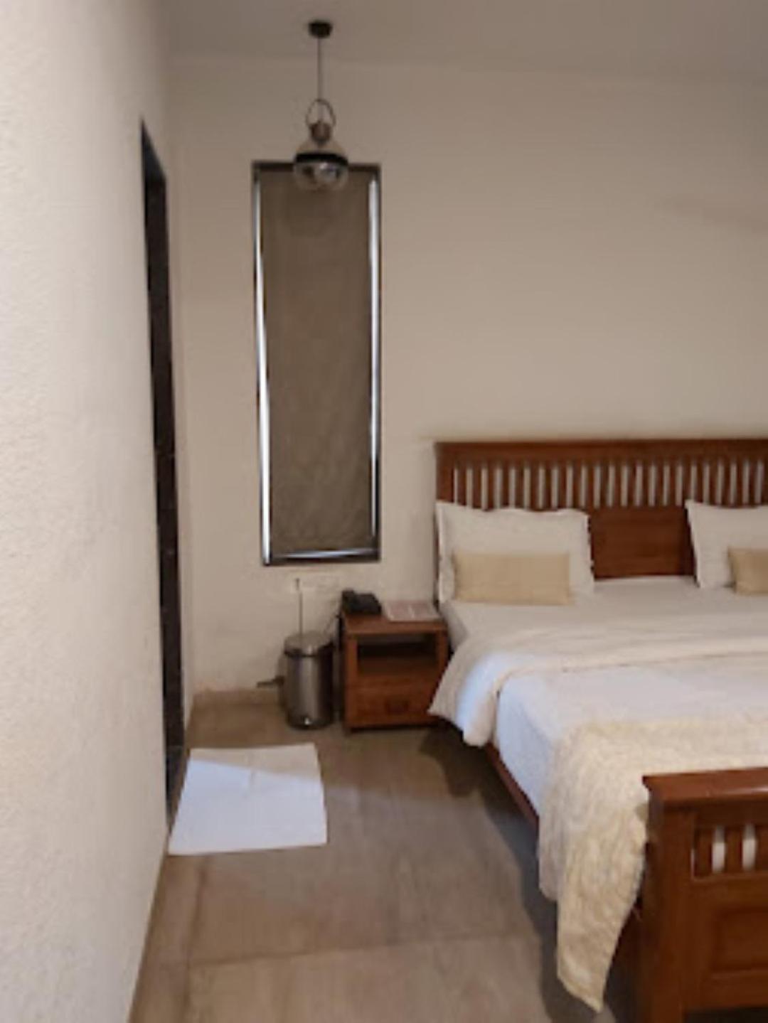 Wood Stock Acres Villa Resort Thane Exterior foto
