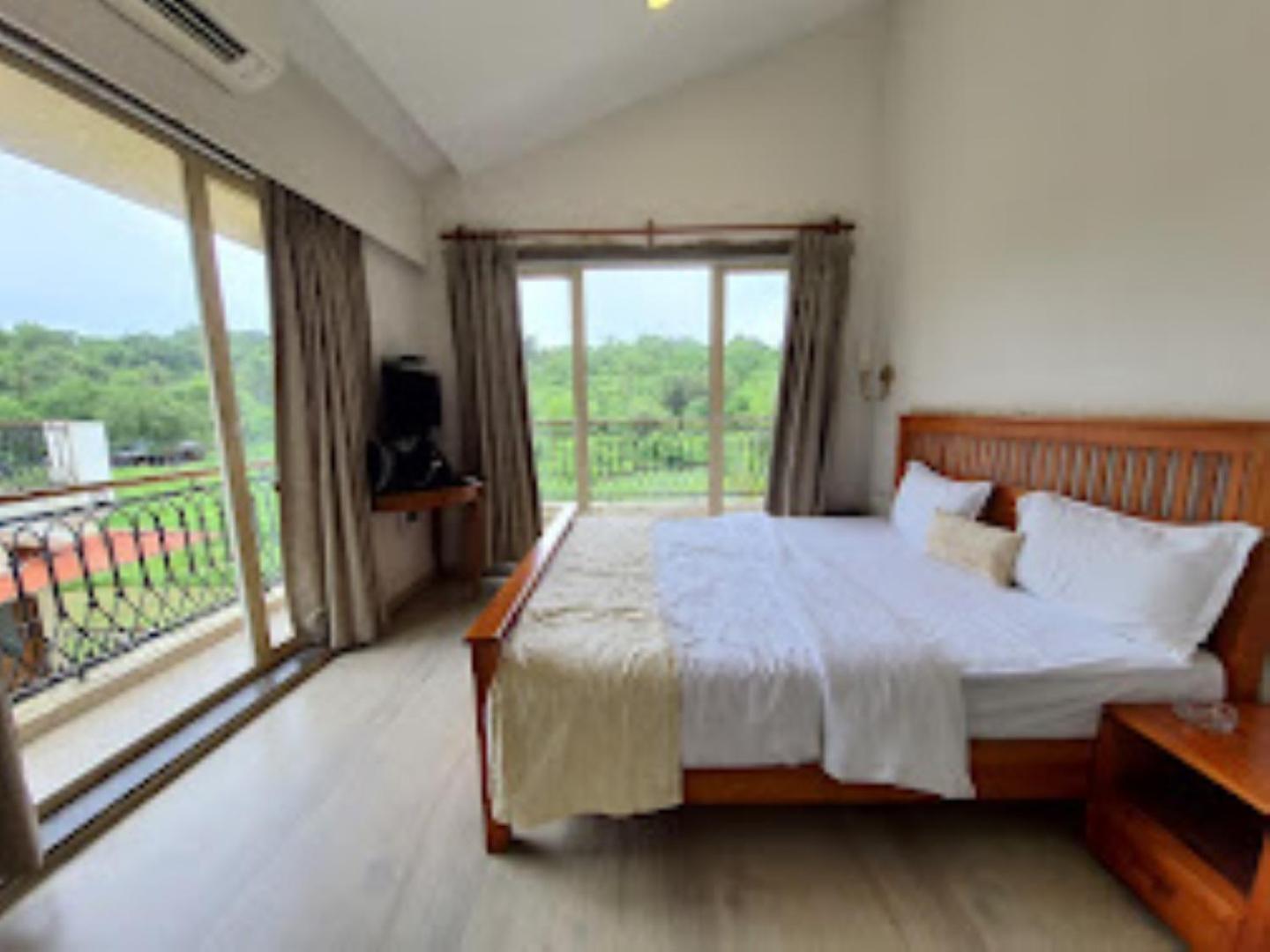 Wood Stock Acres Villa Resort Thane Exterior foto