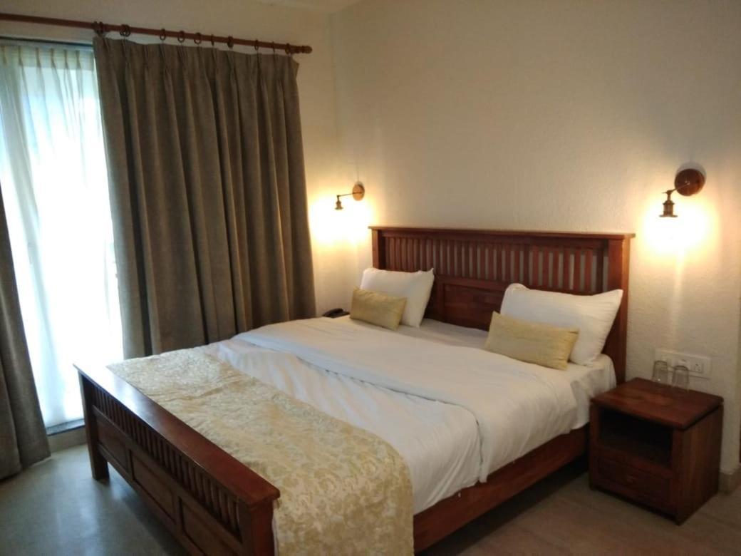 Wood Stock Acres Villa Resort Thane Exterior foto